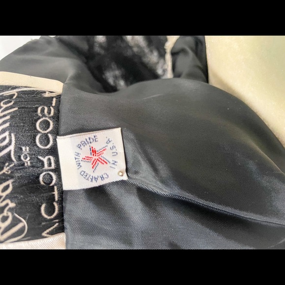 COPY - NWT Victor Costa LBD with White Lace Overlay and Puff Sleeves - Picture 9 of 11